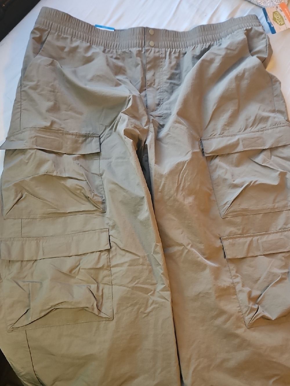 Columbia Women's Elevated View Parachute Pants NWT